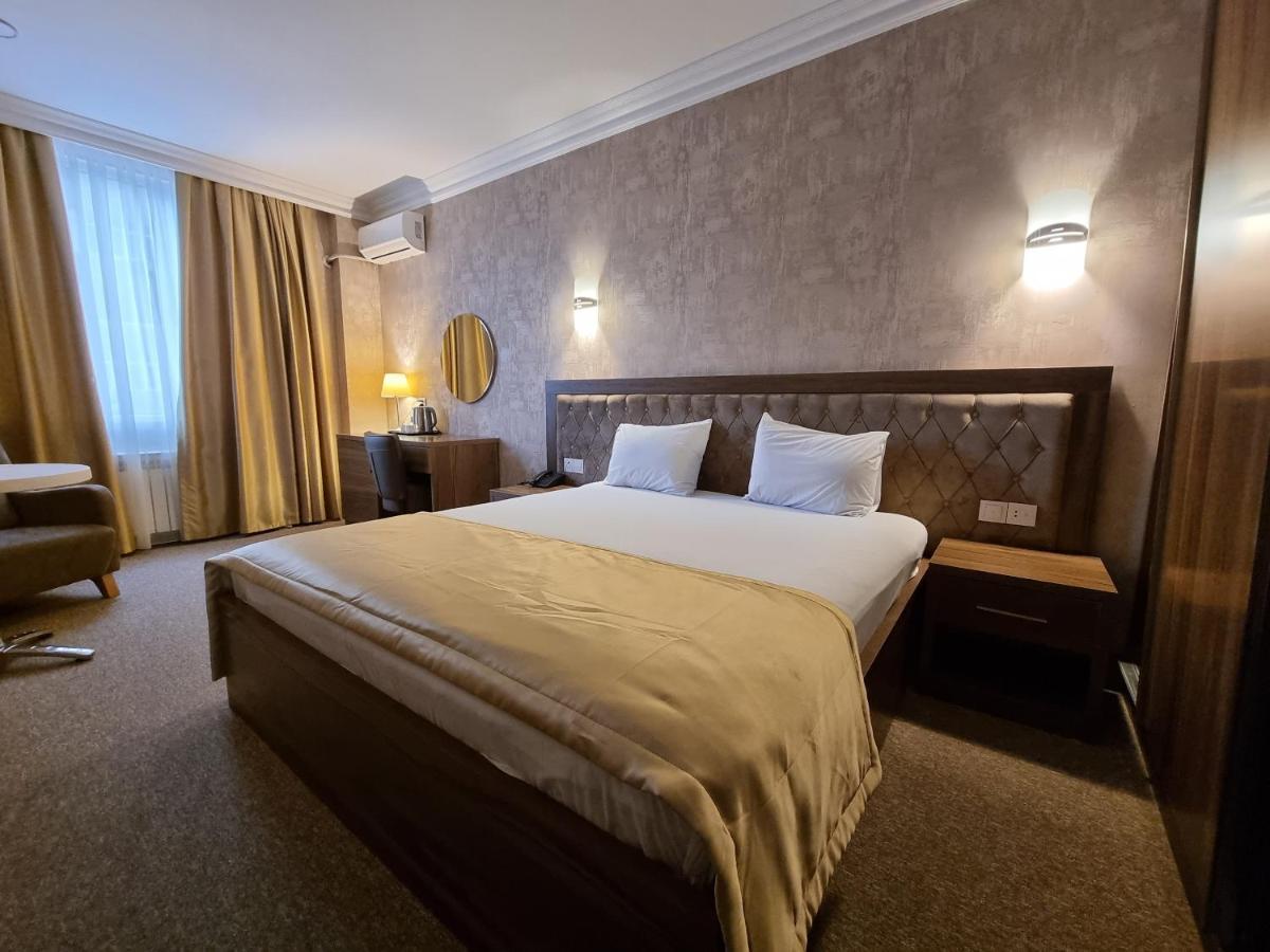Royal Sapphire Hotel باكو المظهر الخارجي الصورة